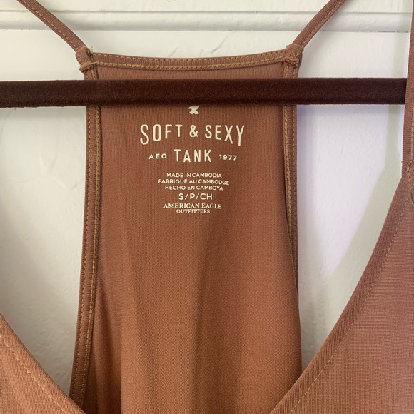 Tank top - Picture 5 of 6